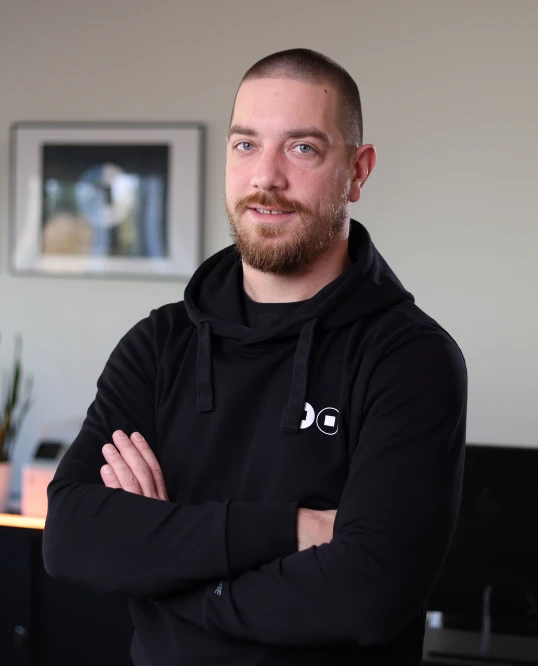 Damjan Dakić